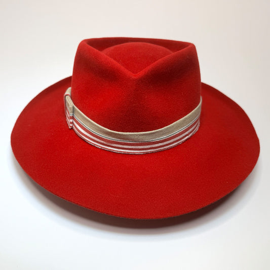 scarlet fedora front